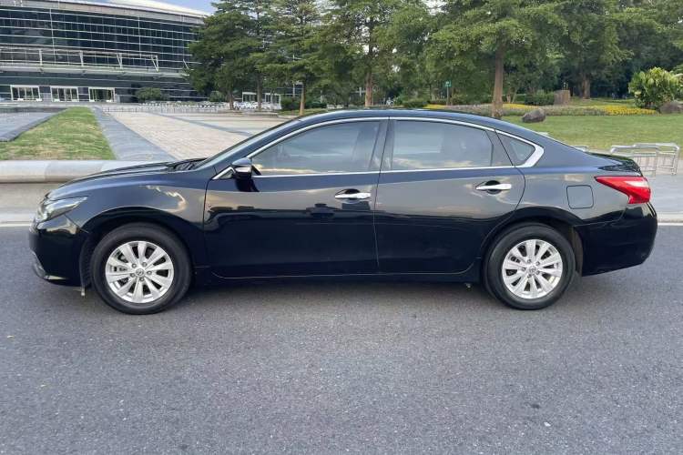 Used Nissan Teana 2016 2.0L XL Comfort Edition
