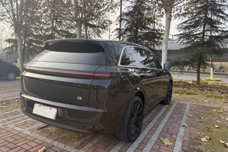 Used Li Auto L7 2023 Air model
