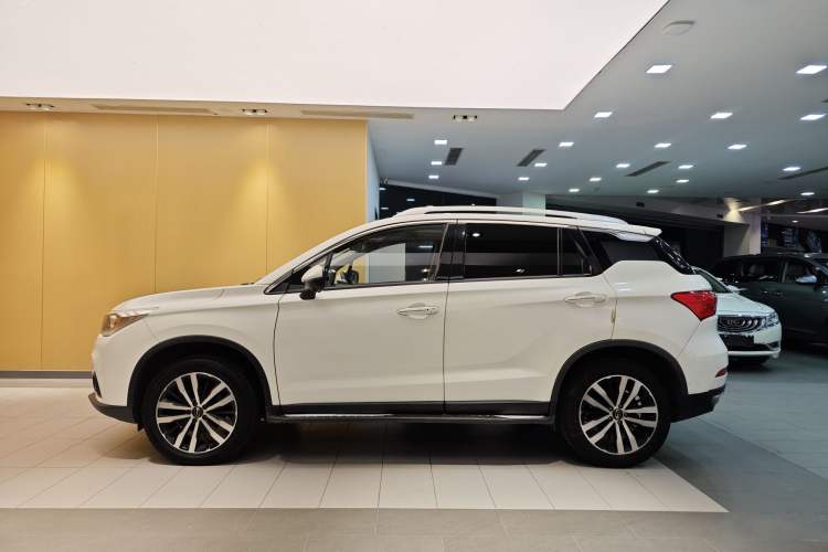 Used GAC Trumpchi GS4 2017 235T Automatic Two-Wheel Drive Luxury Smart Connectivity Version