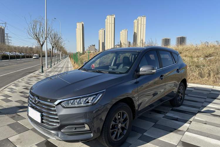 Used BYD Song 2021 Classic Edition 1.5T Manual Luxury Model
