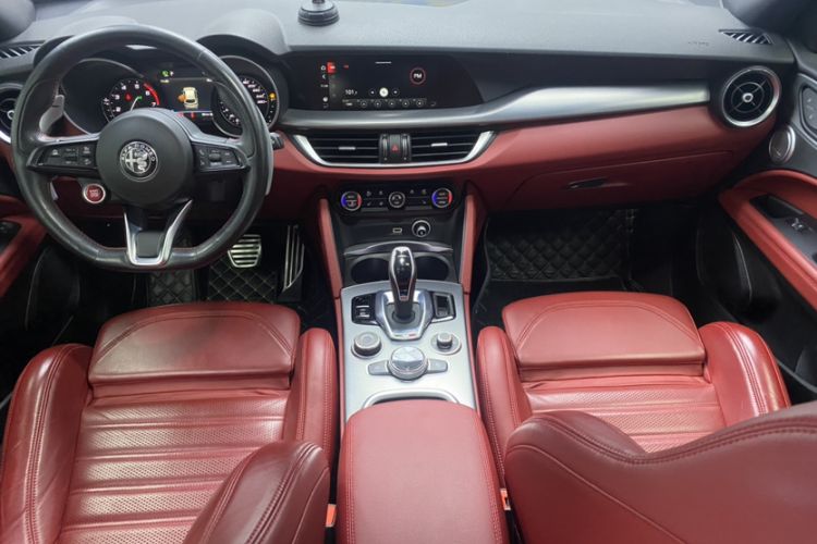 Used Alfa Romeo Stelvio 2020 2.0T 280HP Luxury Sports Edition