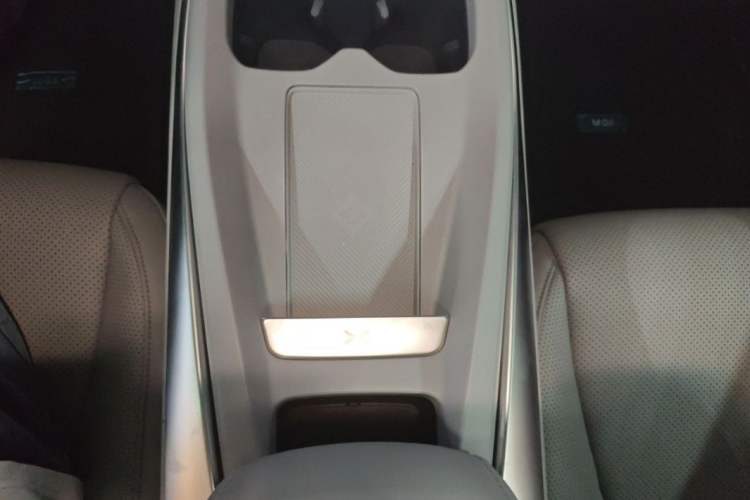 Used XPeng MONA M03 2024 620 with Ultra-Long Range
