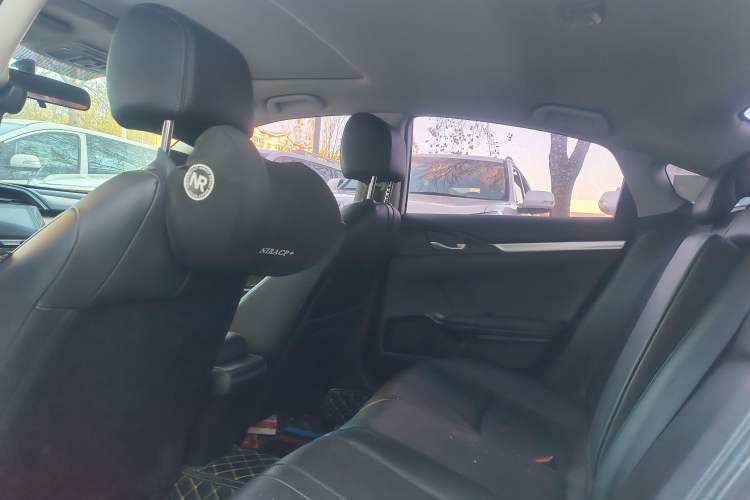 Used Honda Civic 2016 220TURBO CVT Prestige Edition
