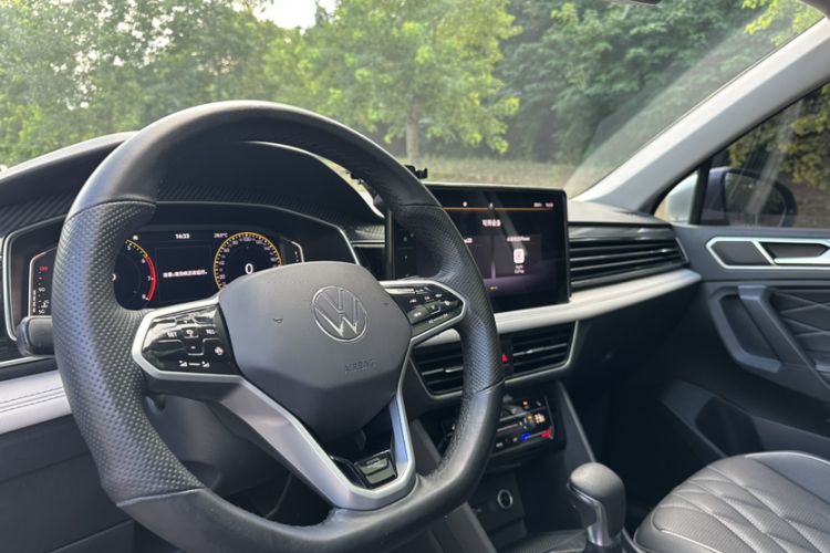 Used Volkswagen Tiguan L 2022 330TSI Automatic Two-Wheel Drive R-Line Enhanced Edition
