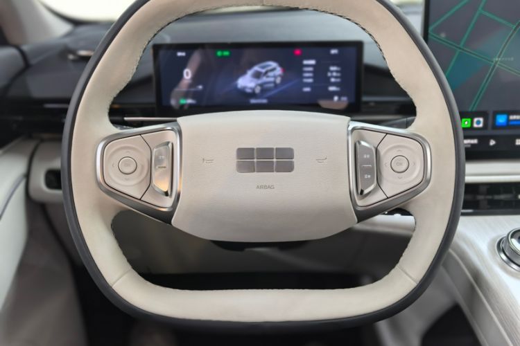 Used  E5 2024 440km Exploration Version
