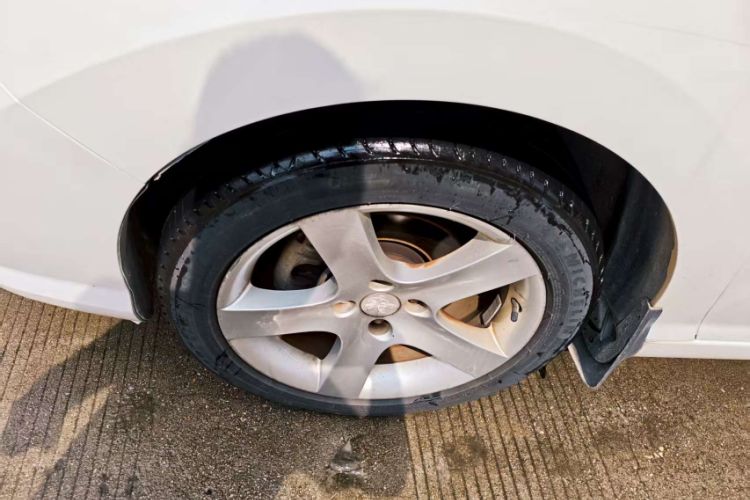 Used Peugeot 408 2013 2.0L Automatic Comfort Edition
