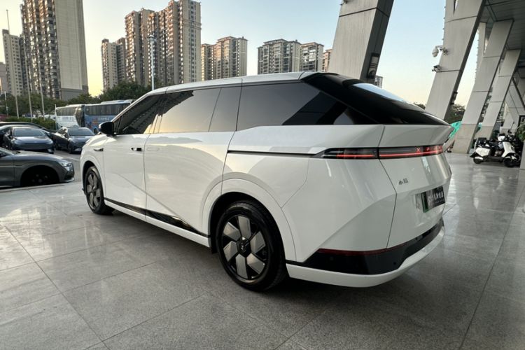 Used XPeng X9 2024 702 Ultra-Long Range Max