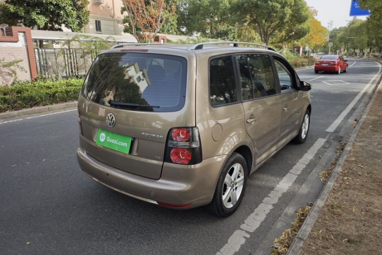 Used Volkswagen Touran 2015 1.4T DSG Comfort Edition 5 Seats
