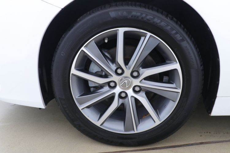 Used Lexus ES 2015 300h Comfort Edition
