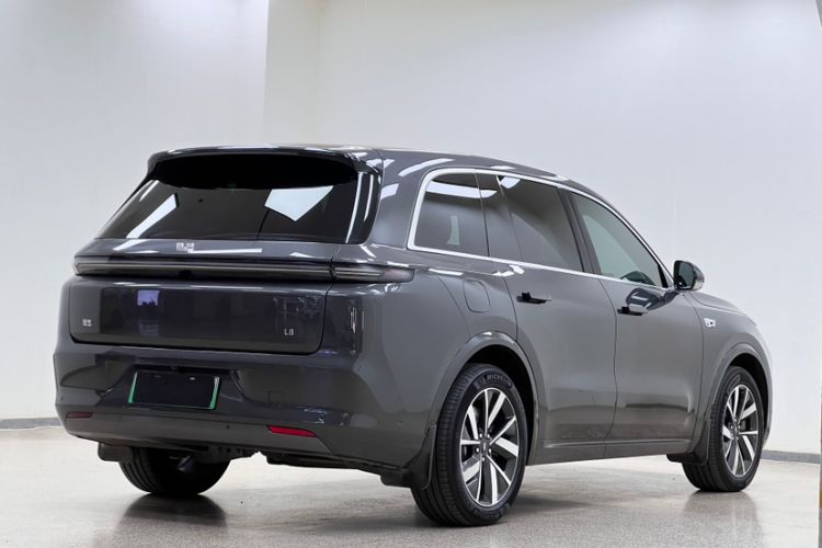 Used Li Auto L8 2023 Pro Model
