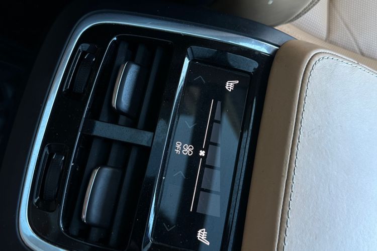 Used Volvo XC90 2015 T6 Prestige 7-Seater
