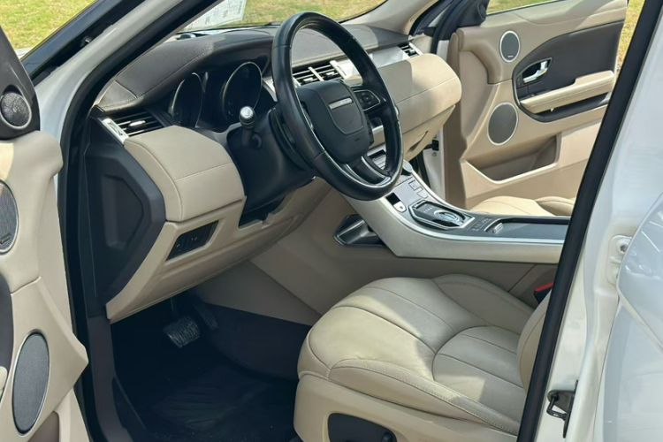 Used Land Rover Range Rover Evoque 2016 2.0T SE Smart Glow Edition
