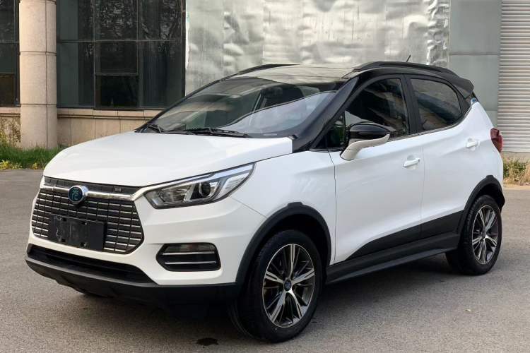 Used BYD Yuan New Energy 2018 EV360 Smart Connected Cool Model
