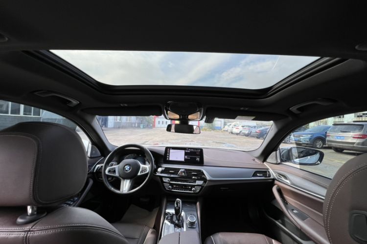 Used BMW 5 Series 2022 Restyled 530Li Leading Edition M Sport Package
