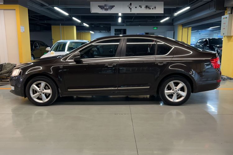 Used Skoda Octavia 2015 1.6L Automatic Yijie Edition
