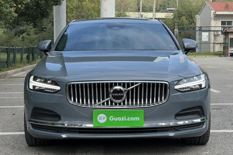 Used Volvo S90 2023 B5 Zhiyuan Luxury Edition
