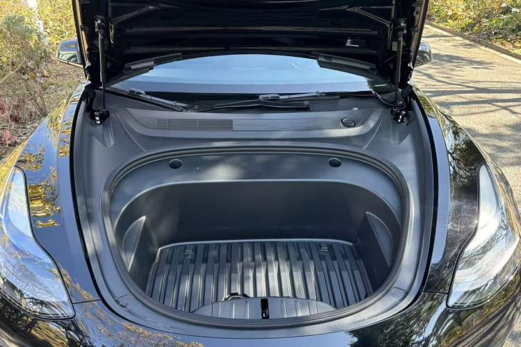 Used Tesla Model 3 2022 Rear-Wheel-Drive Version