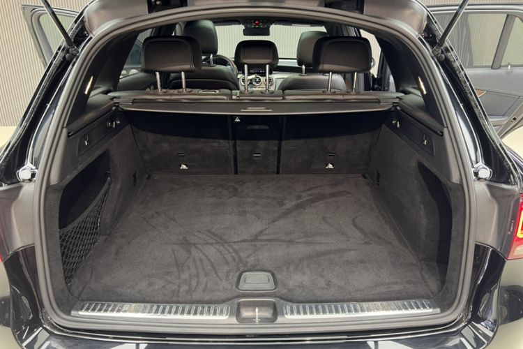 Used Mercedes-Benz GLC 2021 GLC 300 L 4MATIC Dynamic Model
