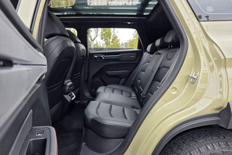 Used Geely Auto Cowboy 2025 1.5TD Fun-Offroad Version