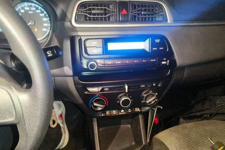 Used Hyundai Verna (older generation) 2020 1.4L Manual GL Refreshed Edition