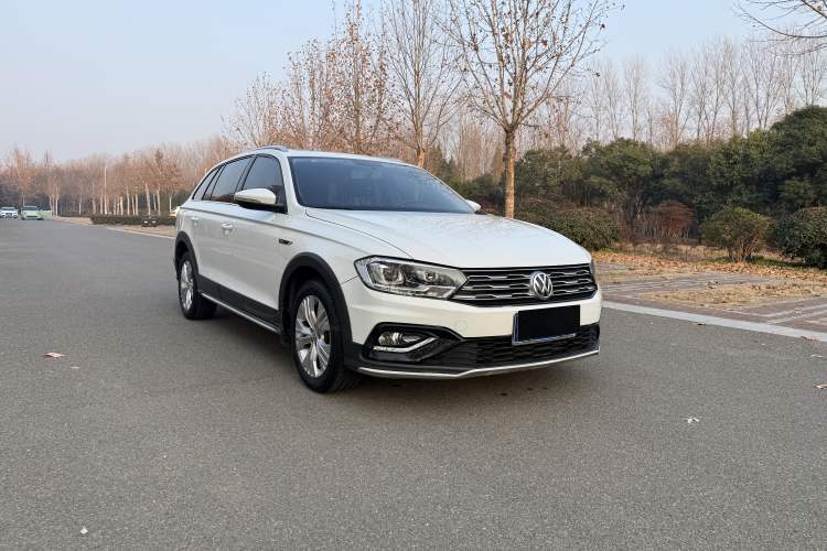 Used Volkswagen C-TREK 2018 1.5L Automatic Comfort Model
