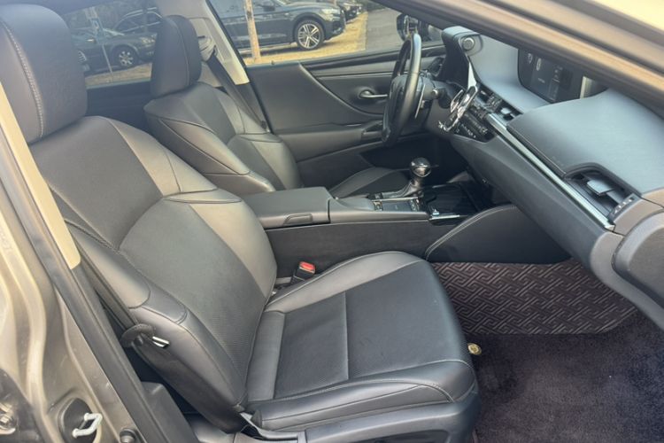 Used Lexus ES 2018 200 Excellence Edition China V Standard