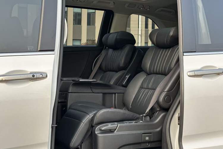 Used Honda Odyssey 2022 2.0L eHEV Sharp Supreme Edition
