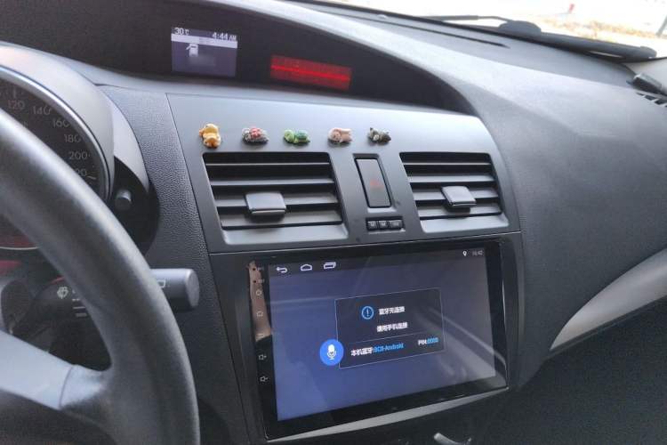 Used Mazda Mazda 3 2015 Hatchback 1.6L Automatic Elite Model
