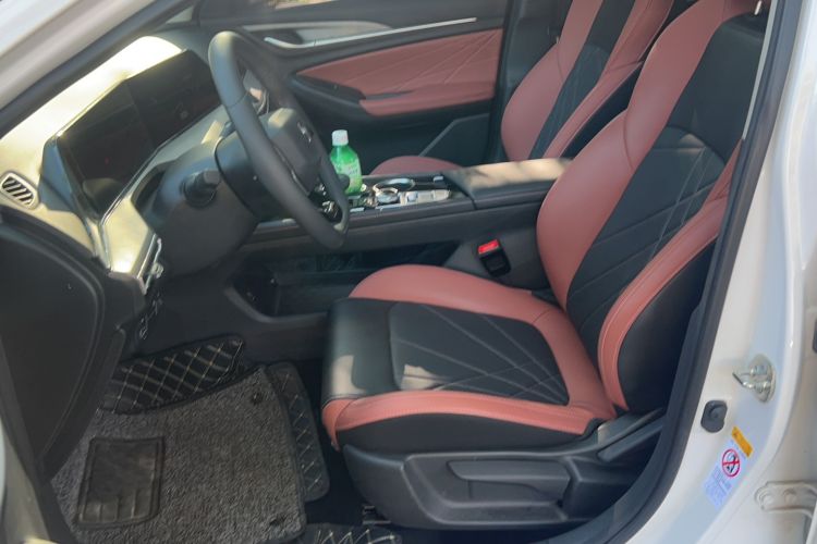 Used Changan Eado 2023 Changan Edition PLUS Blue Whale NE 1.4T GDI DCT Prestige Version
