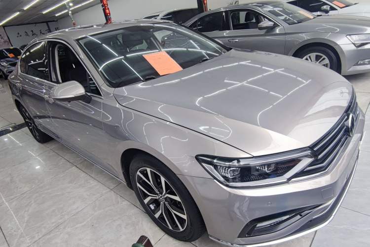 Used Volkswagen Magotan 2020 330TSI DSG Leading Model
