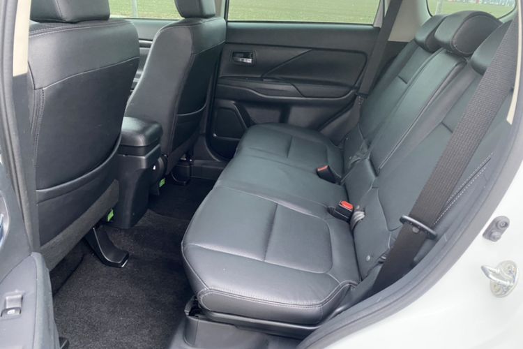 Used Mitsubishi Outlander 2018 2.0L Two-Wheel Drive Glory Edition 5 Seats