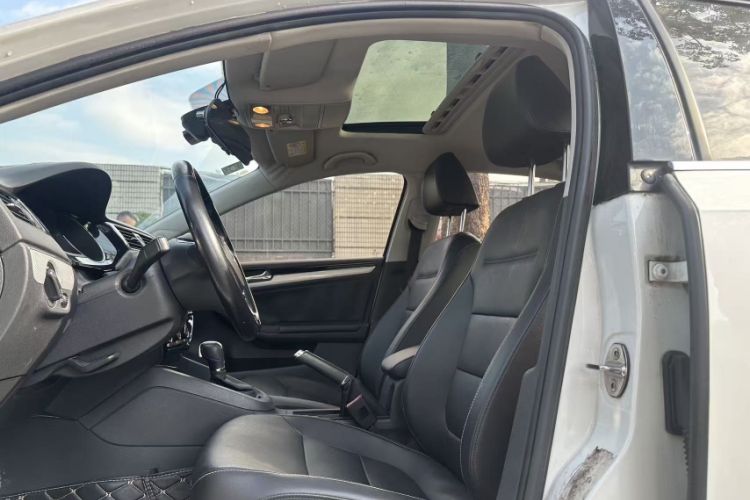 Used Volkswagen Sagitar 2017 180TSI Automatic Luxury Edition