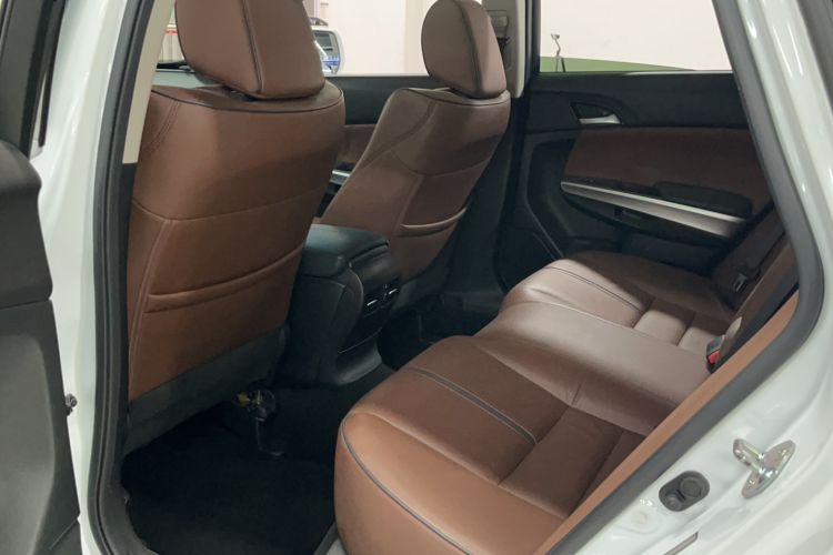 Used Honda Crosstour 2016 2.4L Luxury Edition
