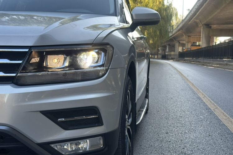 TDK.VehicleDetails.img