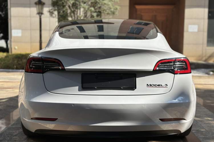 Used Tesla Model 3 2021 Performance High-Performance All-Wheel-Drive Version
