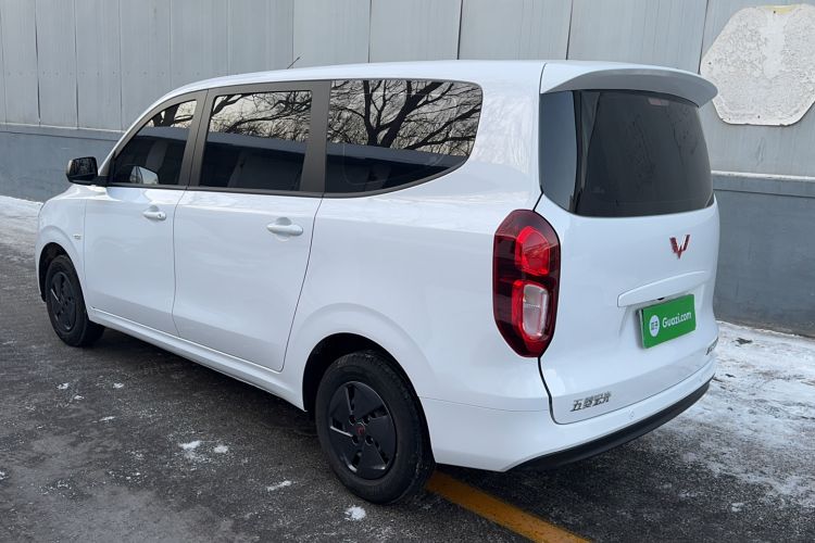 Used Wuling Hongguang New Energy 2025 Extended-Range Hybrid 50KM Comfort Version

