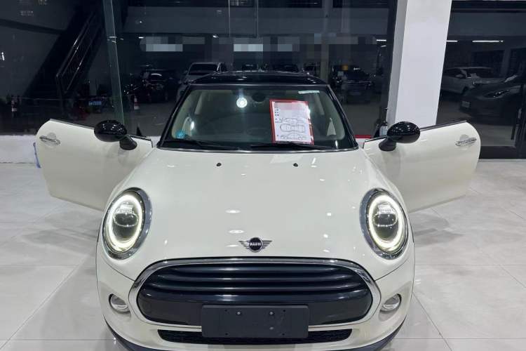 Used  MINI 2018 1.5T COOPER Classic Edition