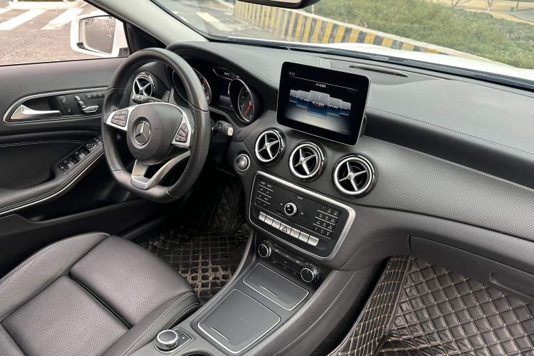 Used Mercedes-Benz GLA 2019 GLA 200 Fashion Model
