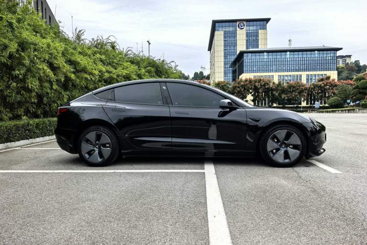 Used Tesla Model 3 2022 Rear-Wheel-Drive Version
