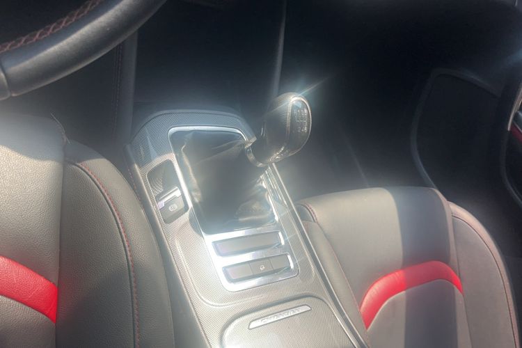 Used Changan CS55 2017 1.5T Manual Colorful Edition
