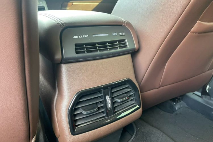 Used Wey VV5 2017 2.0T Flagship Edition
