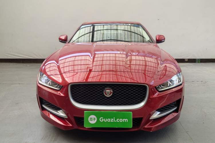 Used Jaguar XE 2015 2.0T 200 PS R-Sport
