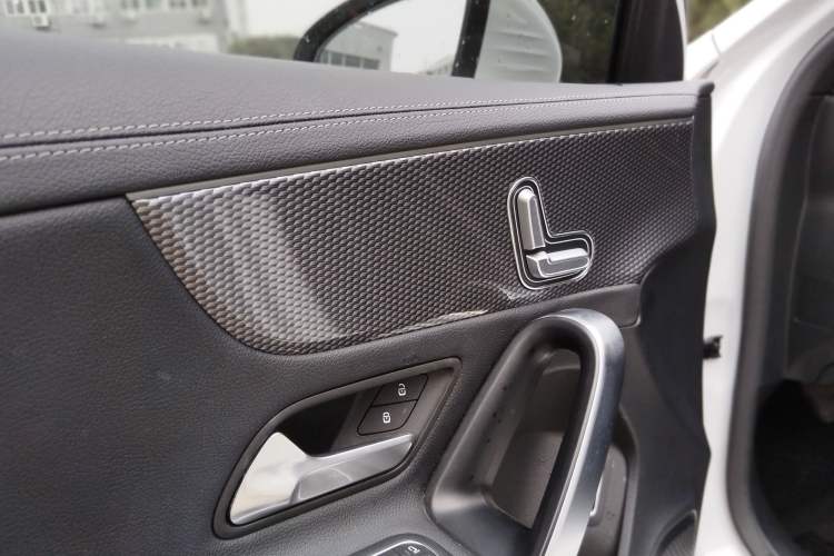 Used Mercedes-Benz A-Class 2021 A 200 L Sport Sedan Fashion Model
