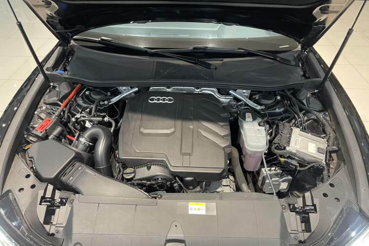 Used Audi A6L 2023 Revised 40 TFSI Luxury Dynamic Edition
