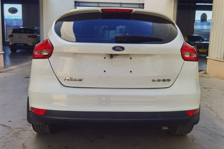 Used Ford Focus 2015 Hatchback 1.6L Automatic Comfort Model
