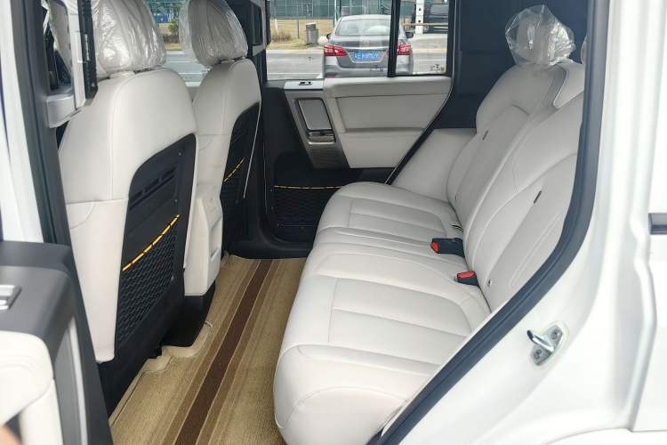 Used  V23 2025 501 Four-Wheel Drive Intelligent Driving Version
