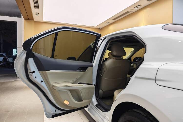 Used Toyota Camry 2021 2.5G Luxury Edition
