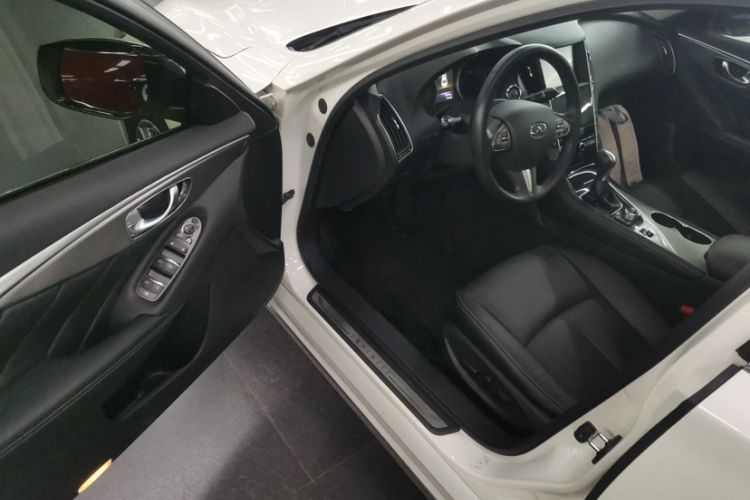 Used Infiniti Q50L 2016 2.0T Enjoyment Edition
