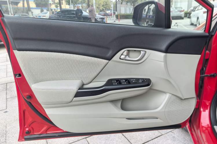 Used Honda Civic 2016 1.8L Automatic Comfort Version
