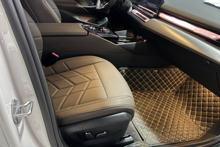 Used BMW 5 Series 2025 525Li M Sport Package
